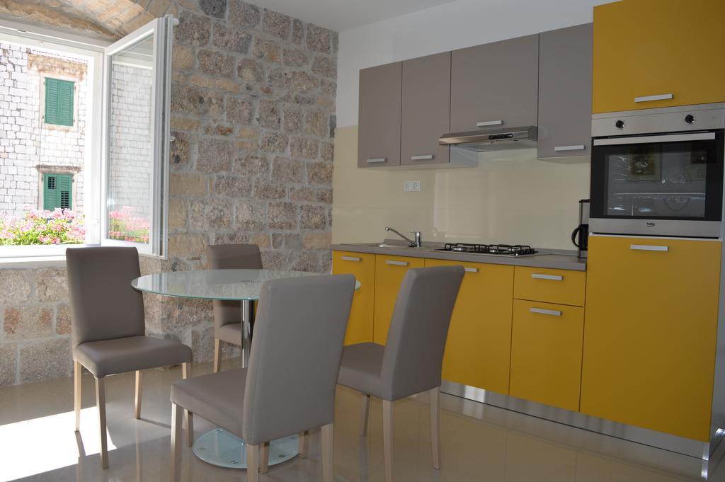 Mila Apartment Sinj Exterior foto